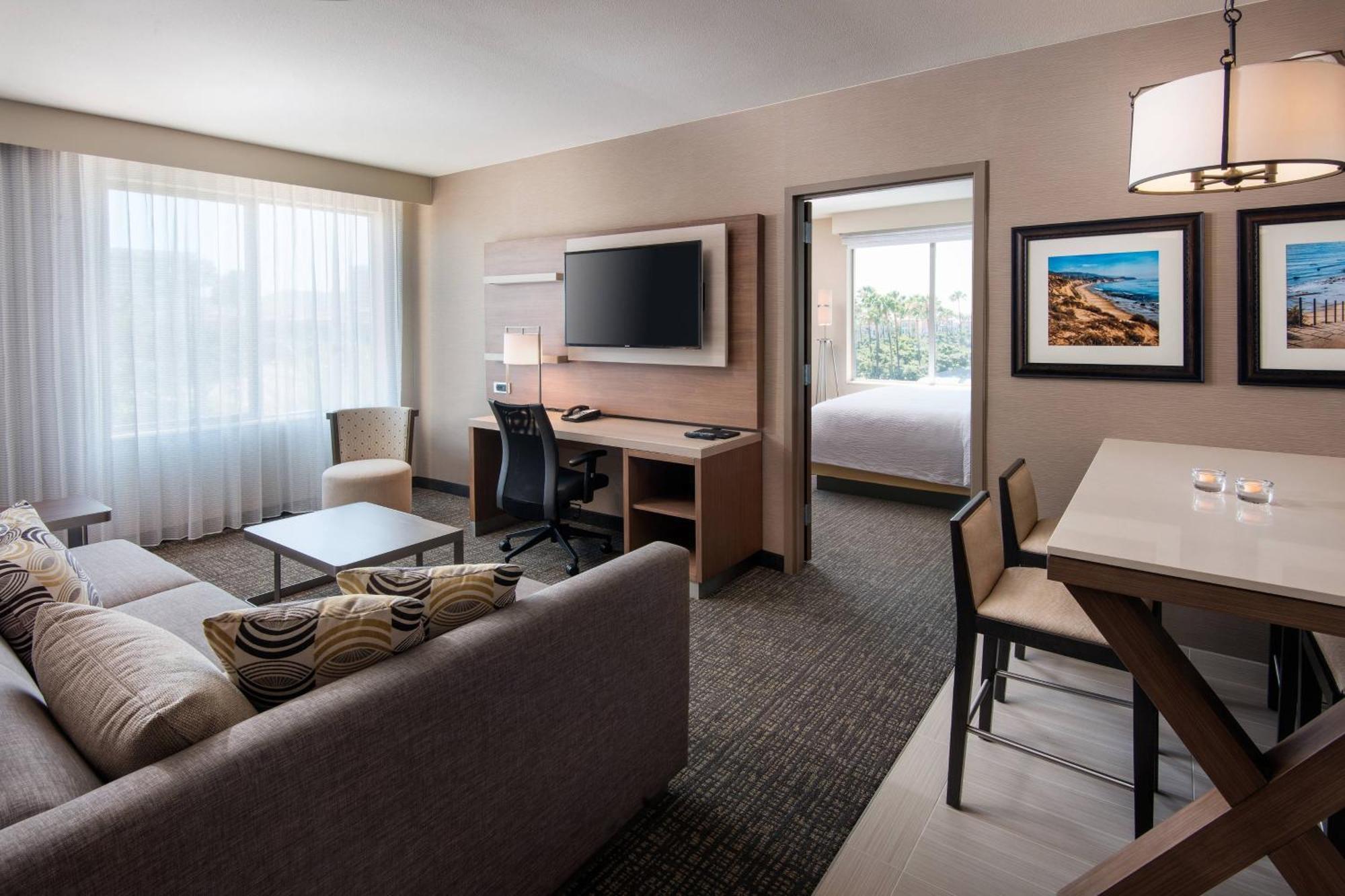Courtyard By Marriott Irvine Spectrum Ngoại thất bức ảnh