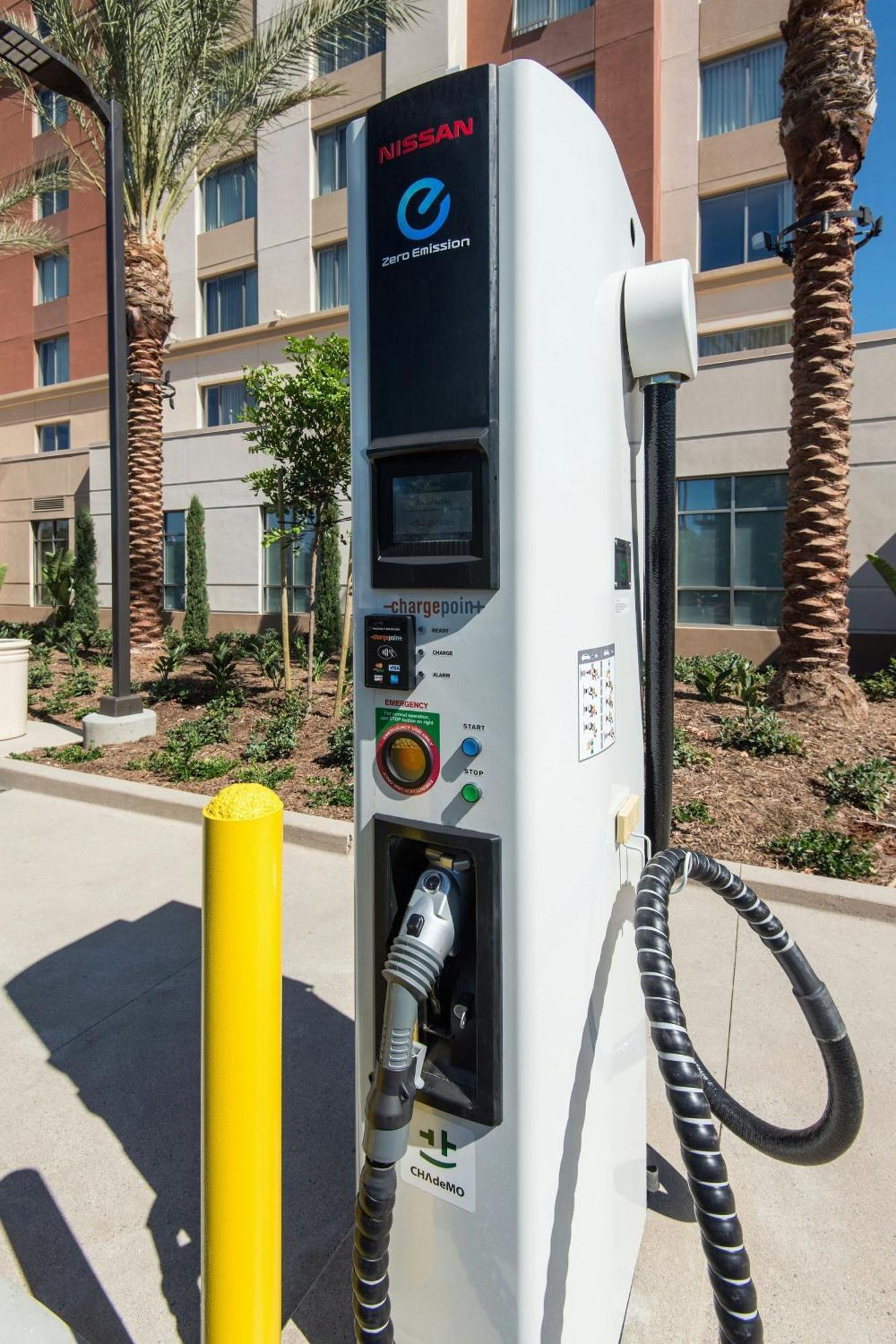 Courtyard By Marriott Irvine Spectrum Ngoại thất bức ảnh